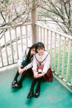 成年二人世界免费观看电视剧